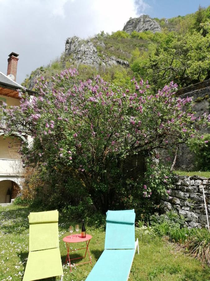Cerdon  Au Fil De L'Eau Bed & Breakfast エクステリア 写真